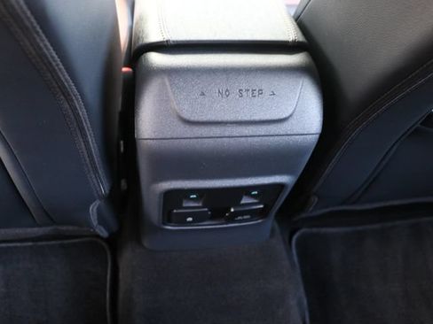 Used 2024 Ford Bronco Outer Banks AWD/4WD image 18