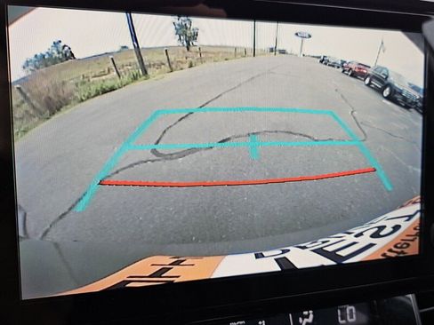 Used 2022 Toyota Sienna XSE image 19