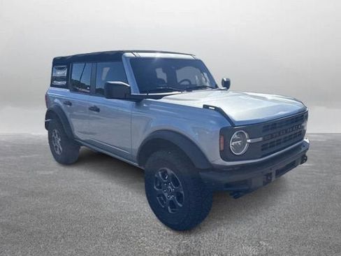 Certified 2023 Ford Bronco 4-Door AWD/4WD image 5