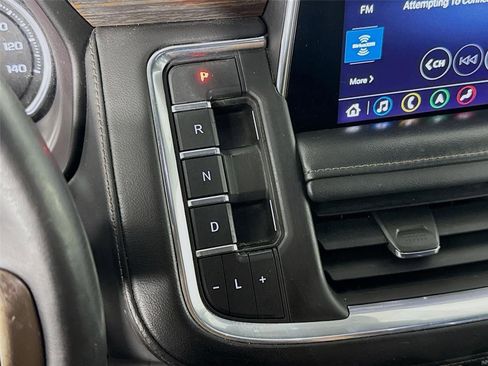 Used 2021 Chevrolet Suburban High Country w/ Premium Package AWD/4WD image 19