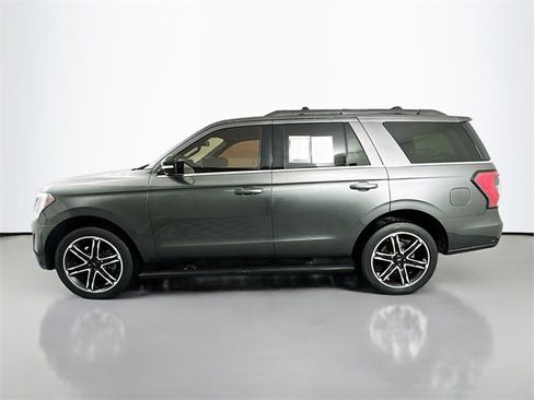 Used 2019 Ford Expedition Limited w/ Equipment Group 303A image 4