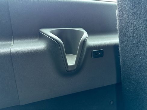 Used 2023 Ford Transit 350 XLT image 33