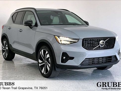 New 2026 Volvo XC40 B5 Ultra w/ Protection Package Premier AWD/4WD image 1
