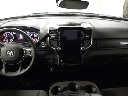 Used 2026 RAM 2500 Big Horn AWD/4WD image 32