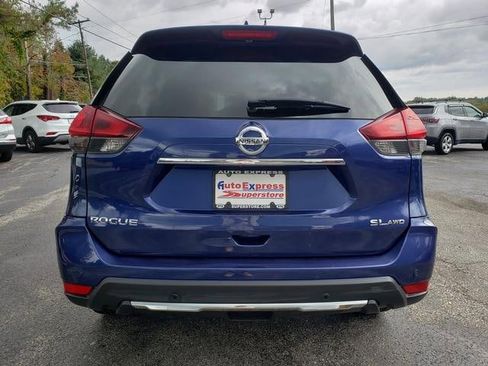 Used 2019 Nissan Rogue SL image 6