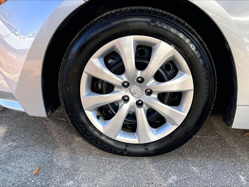 Used 2023 Toyota Corolla LE image 10