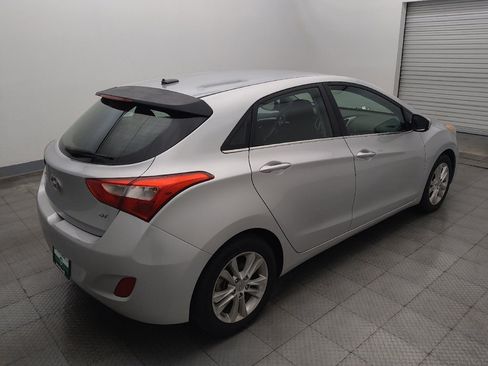 Used 2014 Hyundai Elantra GT FWD image 9