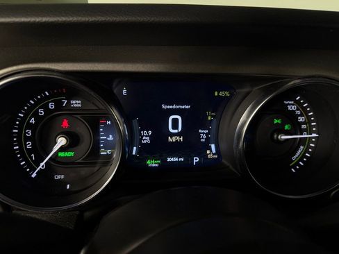 Certified 2023 Jeep Wrangler Unlimited AWD/4WD image 16
