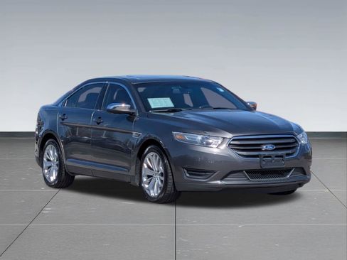 Used 2015 Ford Taurus Limited FWD image 6