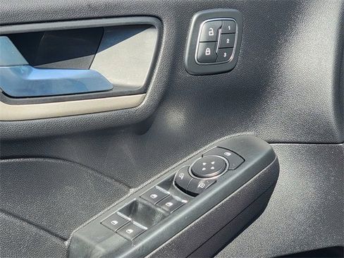 Used 2022 Ford Escape SEL w/ Technology Package image 11