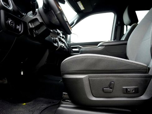 Used 2024 RAM 2500 Big Horn w/ Bed Utility Group image 23