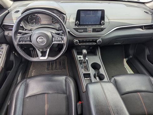 Used 2020 Nissan Altima 2.5 SR w/ Premium Package FWD image 30