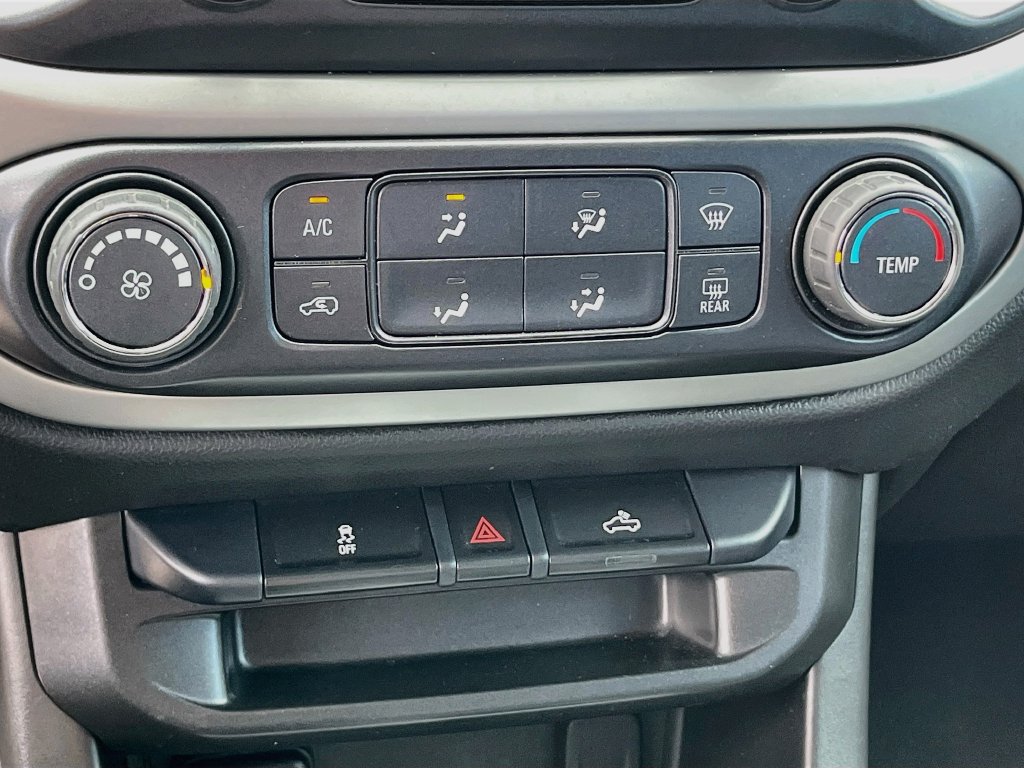 Used 2021 Chevrolet Colorado LT w/ LT Convenience Package RWD image 16