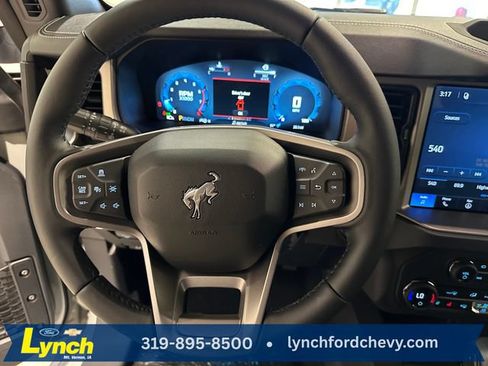 New 2026 Ford Bronco Outer Banks w/ Sasquatch Package AWD/4WD image 11