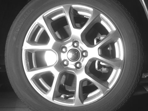 Used 2025 Jeep Compass Limited image 13