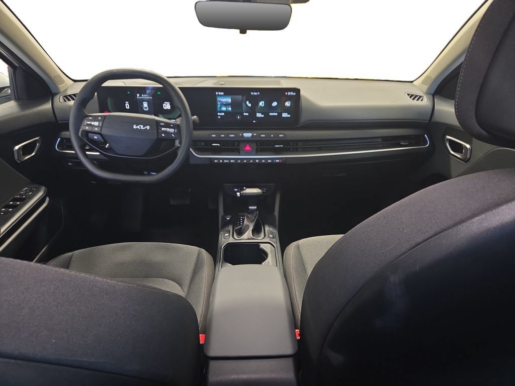 Used 2025 Kia K4 FWD image 10