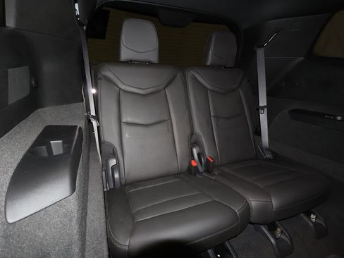 Used 2020 Cadillac XT6 Premium Luxury image 18