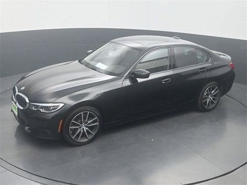 Used 2019 BMW 330i xDrive 330i xDrive image 22