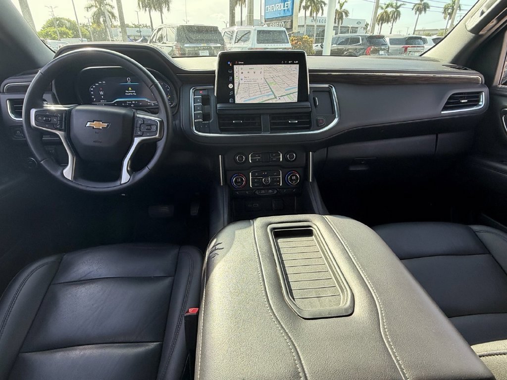 Used 2022 Chevrolet Tahoe LT w/ Luxury Package RWD image 15