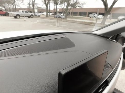 Used 2017 Audi A4 2.0T Ultra Premium w/ Convenience Package image 35