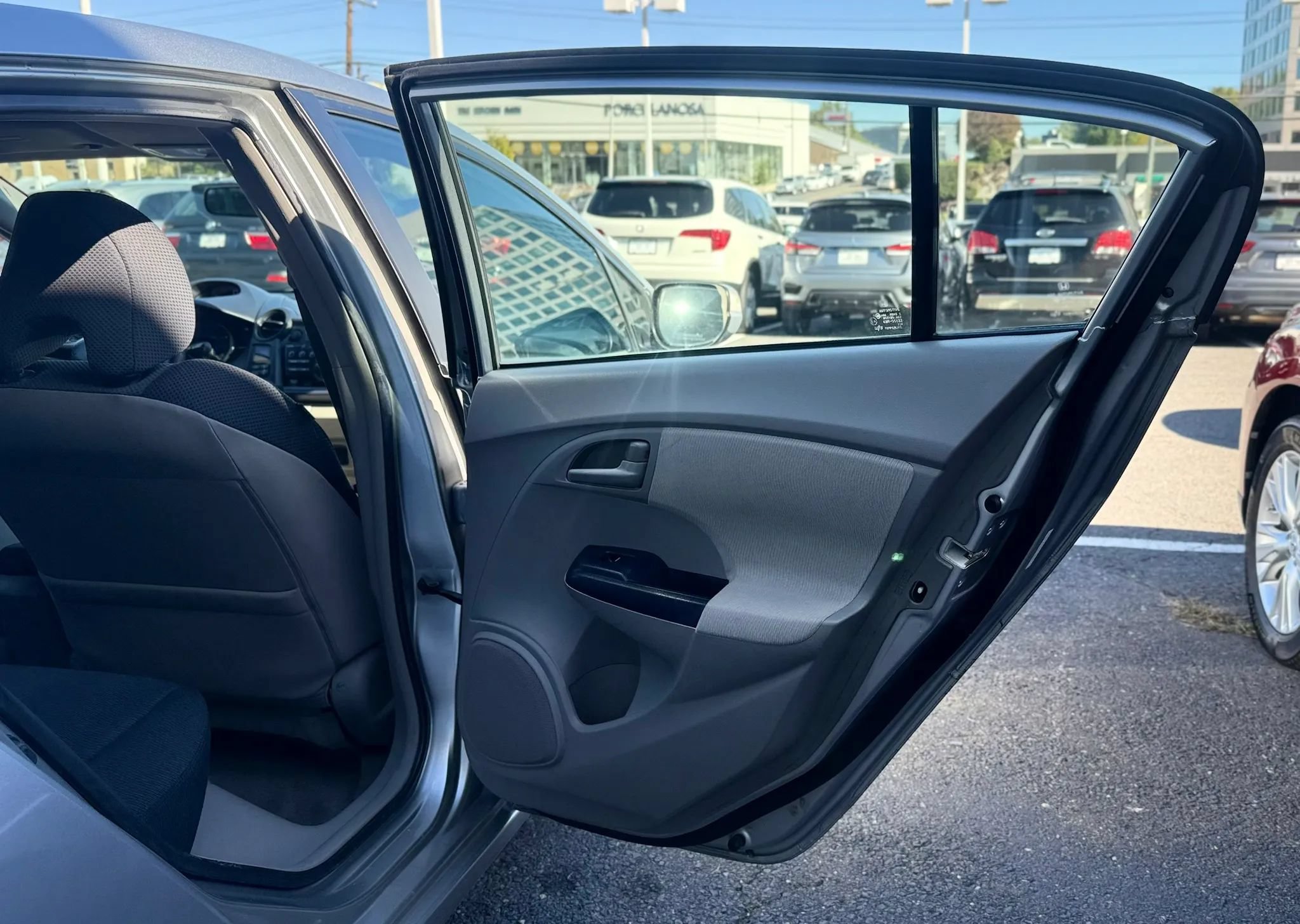 Used 2010 Honda Insight EX image 24