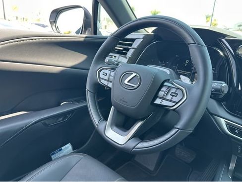 New 2026 Lexus RX 350h AWD/4WD image 13