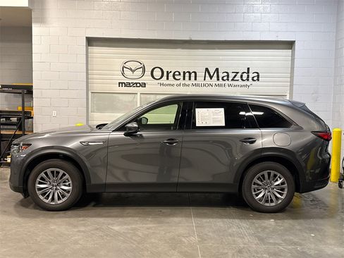 Certified 2025 MAZDA CX-90 3.3 Turbo w/ Preferred Package image 27
