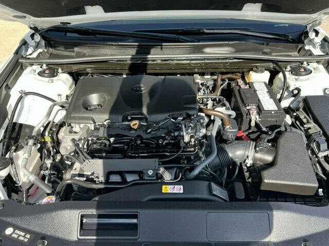 Used 2023 Toyota Camry SE FWD image 11