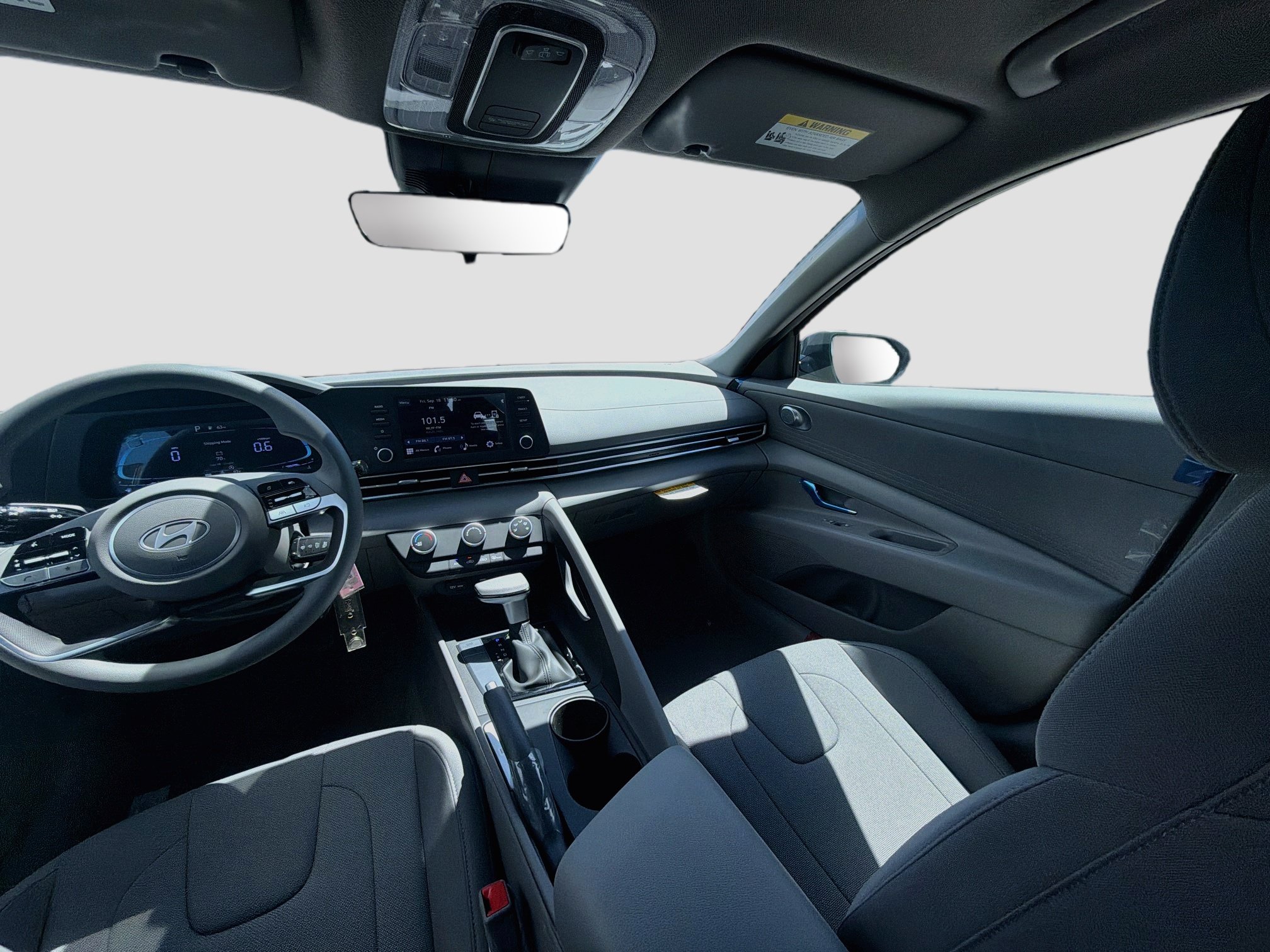 New 2026 Hyundai Elantra SE FWD image 4