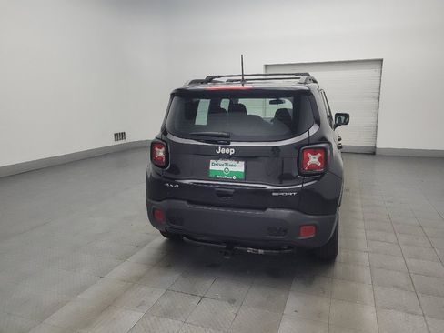 Used 2019 Jeep Renegade Sport image 7
