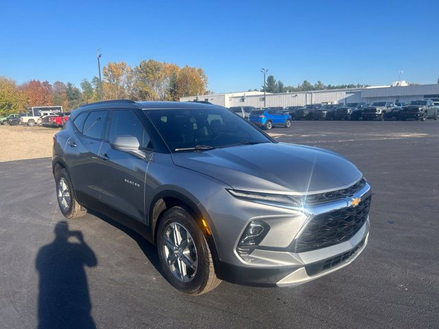 Used 2024 Chevrolet Blazer LT w/ Convenience Package AWD/4WD image 9