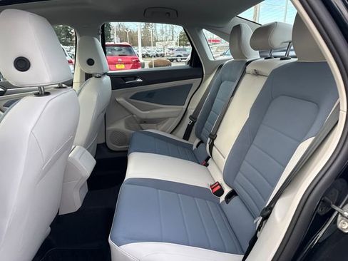 New 2026 Volkswagen Jetta SE FWD image 14