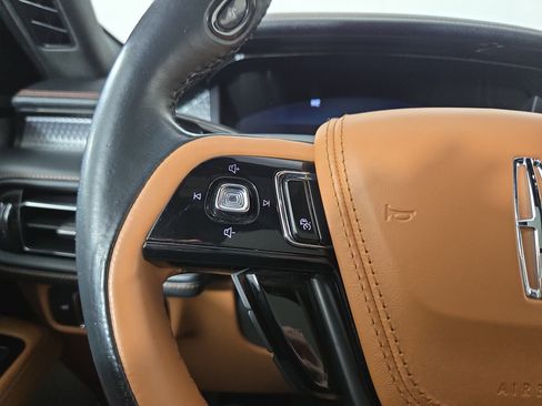 Used 2020 Lincoln Aviator Black Label image 16