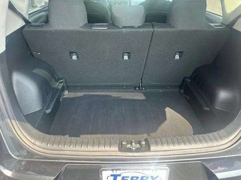 Used 2024 Kia Soul LX w/ Option Group 015 FWD image 5