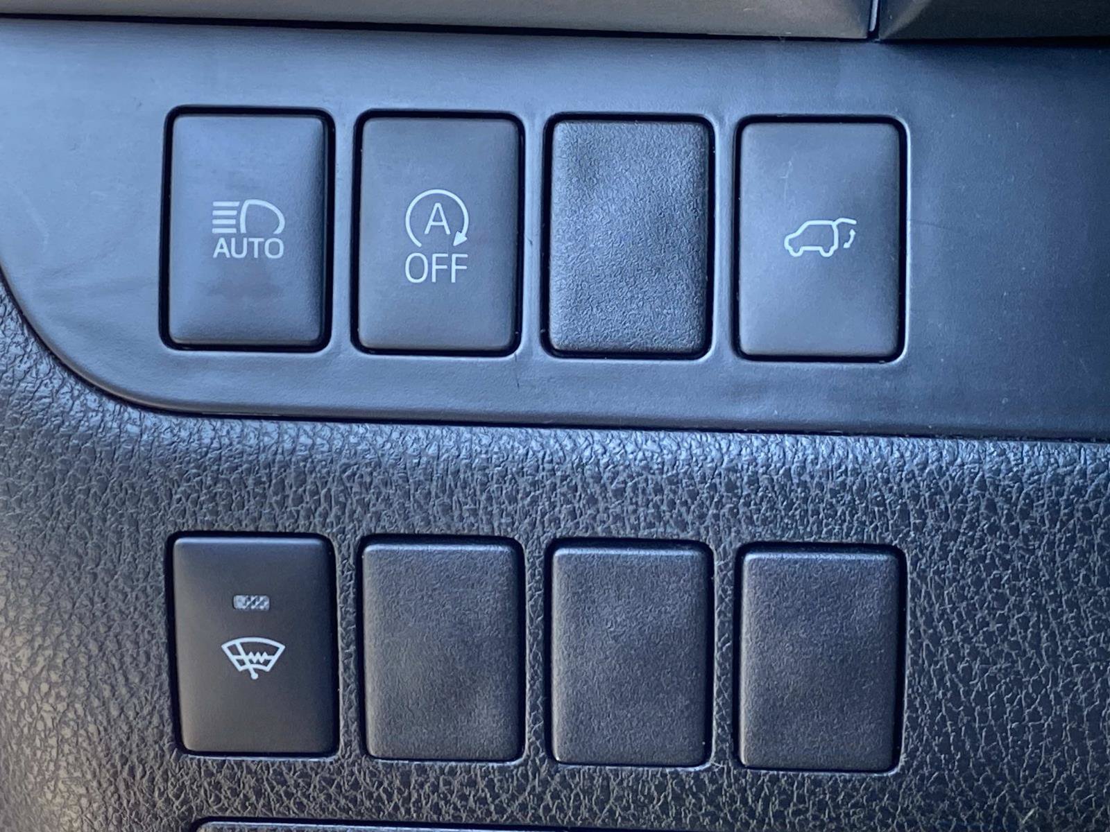 Used 2019 Toyota Highlander XLE AWD/4WD image 20