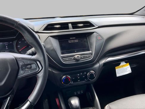 Used 2022 Chevrolet TrailBlazer RS FWD image 7