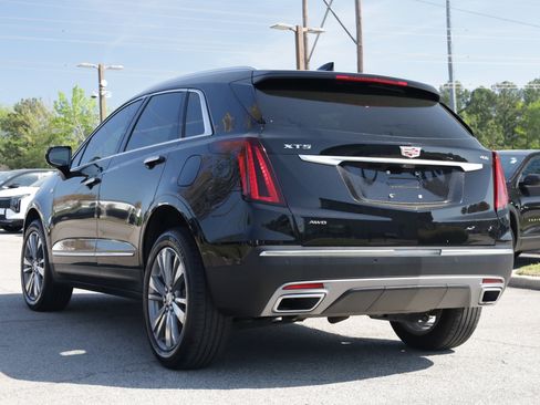 Used 2022 Cadillac XT5 Premium Luxury w/ Technology Package image 3