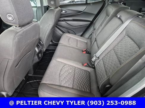 Used 2019 Chevrolet Equinox LT image 32