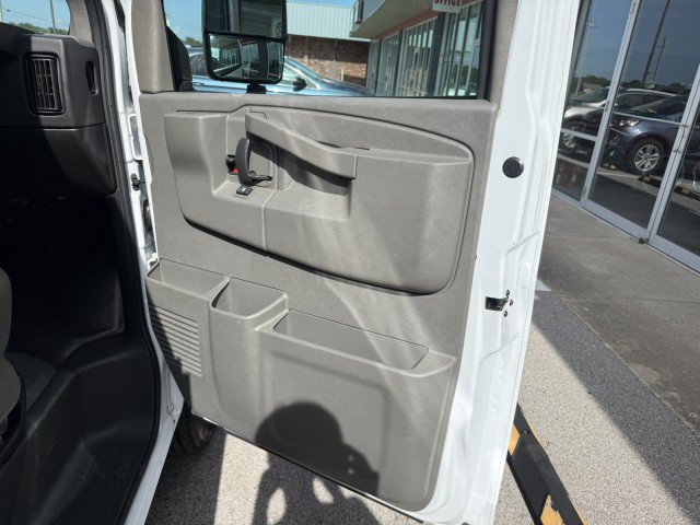 Used 2024 Chevrolet Express 3500 w/ Power Convenience Package RWD image 24