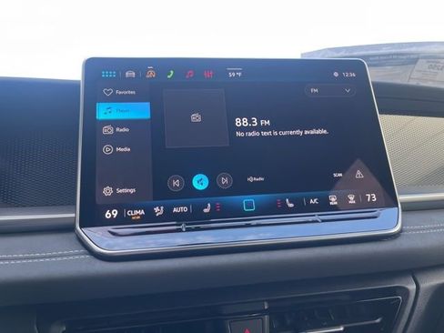 New 2026 Volkswagen Tiguan SE R-Line FWD image 18