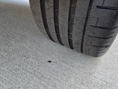 Used 2011 BMW ALPINA B7 w/ Driver Assistance Pkg image 81