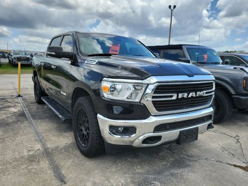 Used 2020 RAM 1500 Big Horn AWD/4WD image 6