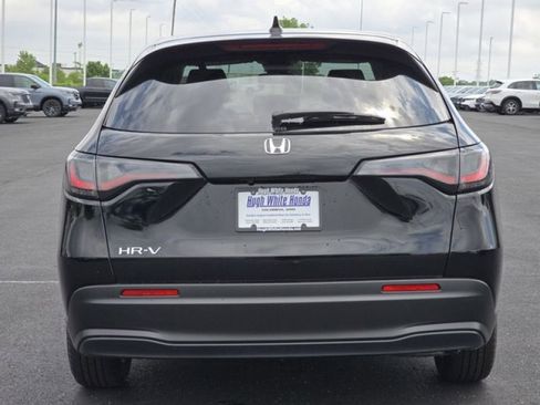 New 2026 Honda HR-V LX image 8