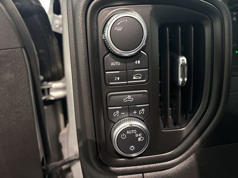 Certified 2022 GMC Sierra 1500 Pro w/ Pro Value Package image 16