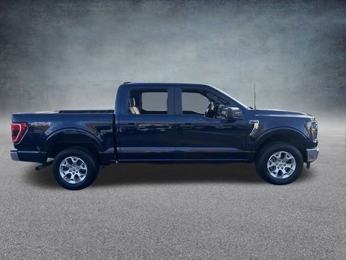 Used 2023 Ford F150 XLT image 3