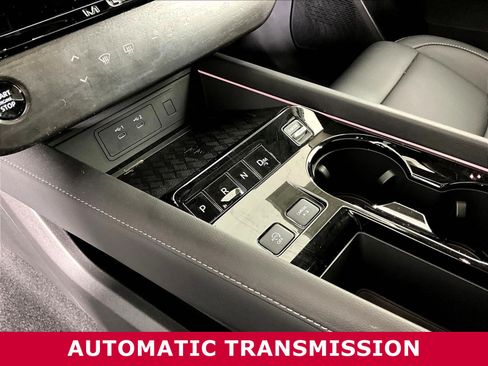 Certified 2025 Nissan Murano SL w/ Cargo Package AWD/4WD image 15