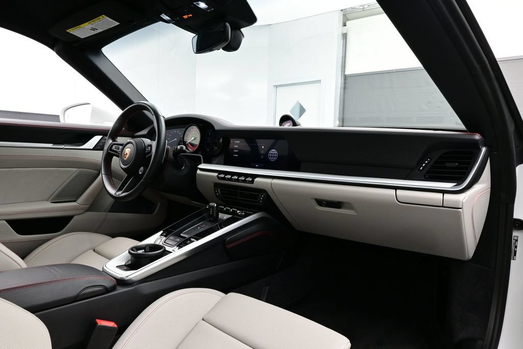 Certified 2024 Porsche 911 Turbo AWD/4WD image 10