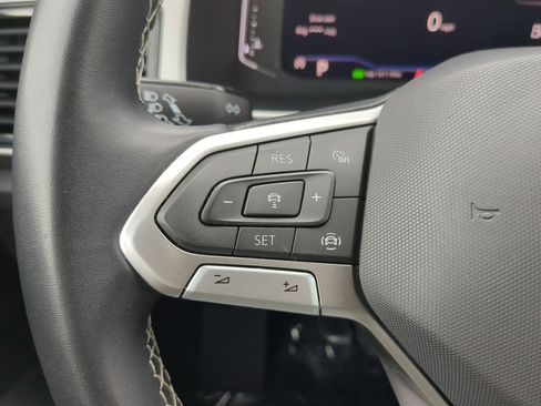 Used 2023 Volkswagen Atlas SE w/ Black Wheel Package image 19