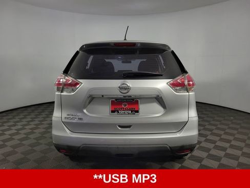 Used 2016 Nissan Rogue S FWD image 7