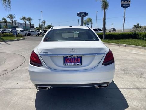 Used 2020 Mercedes-Benz C 300 Sedan w/ Premium Package image 7